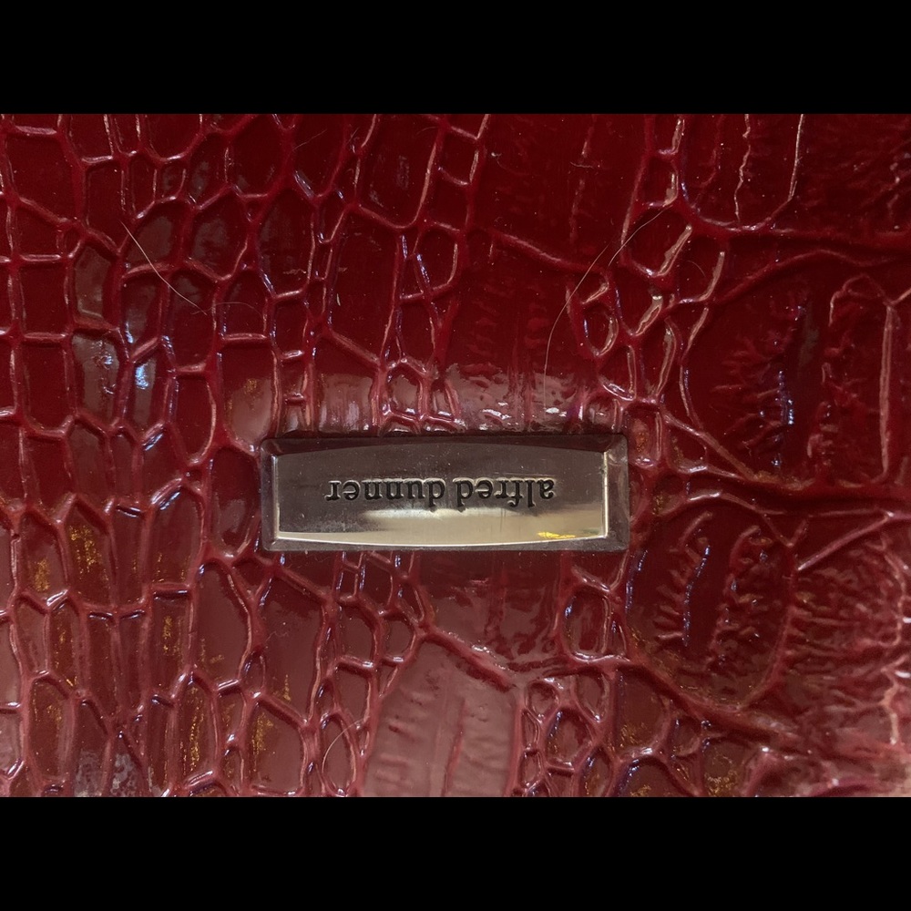 Very Unique Alfred Dunner Purse